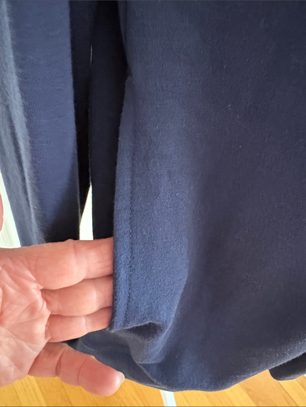 Teak Gear French Terry Wrap size Medium Navy - Picture 6 of 7
